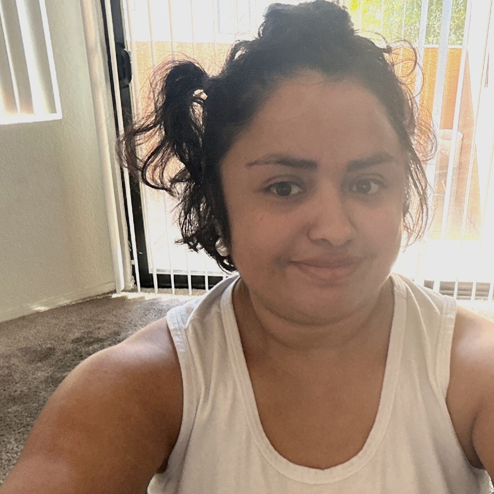 A sales manager too junior clothing and misses junior handbags $